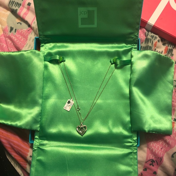 Aquamarine Heart pendant necklace 💙 - Picture 2 of 4